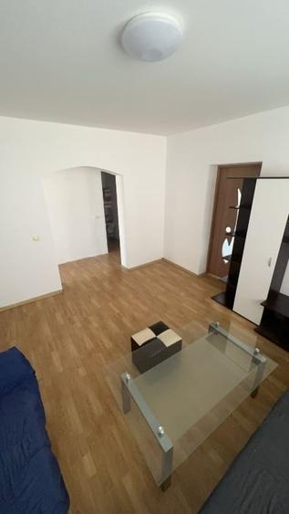 Casă individuală cu 5 camere cu Canalizare în Coșteiu