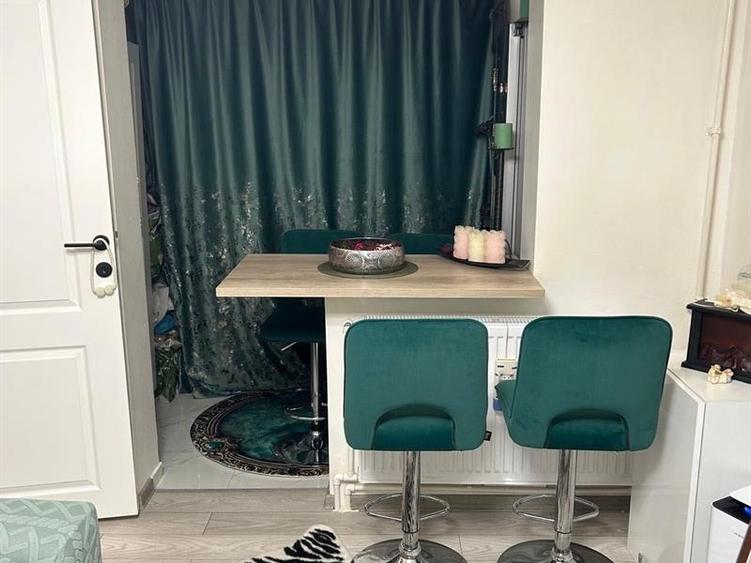 Apartament cu 2 camere semidecomandat, mobilat în Valea Rosie