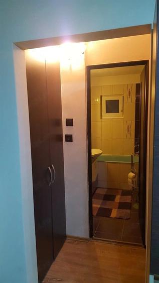 Apartament cu 2 camere semidecomandat în Spitalul Județean