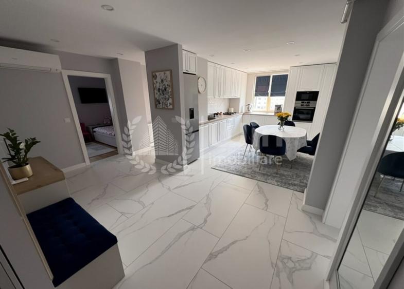 Apartament cu 4 camere decomandat, mobilat în Plopilor