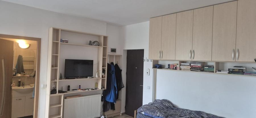 Garsonieră semidecomandată în Bucureștii Noi