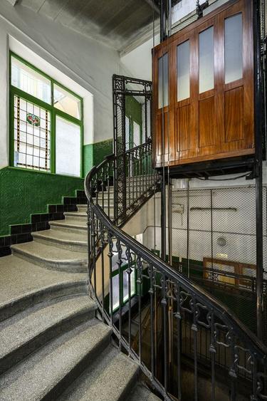 Apartament cu 4 camere decomandat, mobilat în Ultracentral