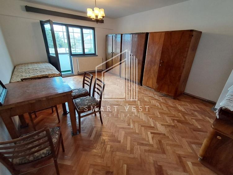 Apartament cu 2 camere decomandat, mobilat în Botizului