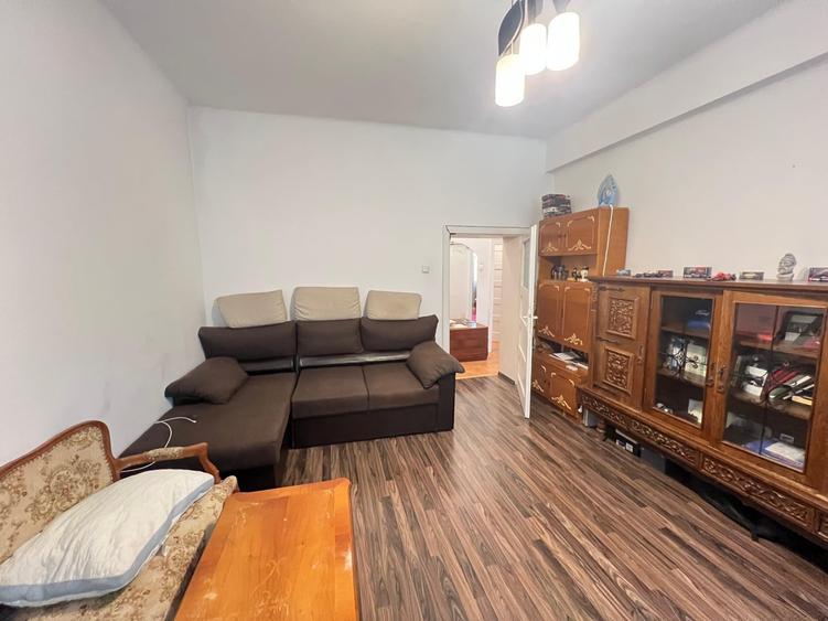 Apartament cu 2 camere decomandat, mobilat în Centrul Civic — fotografia 1