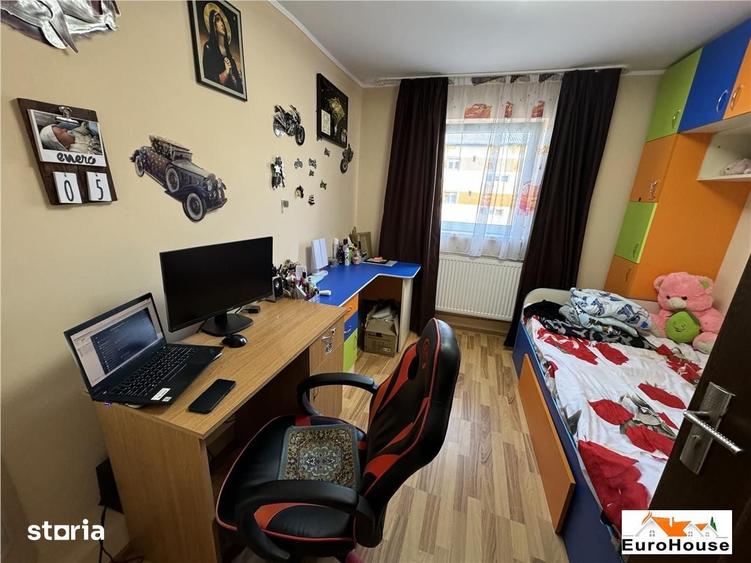 Apartament cu 2 camere în Cetate