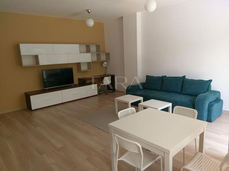 Apartament cu 2 camere semidecomandat, mobilat în Mănăștur