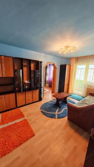 Apartament cu 2 camere semidecomandat în Decebal