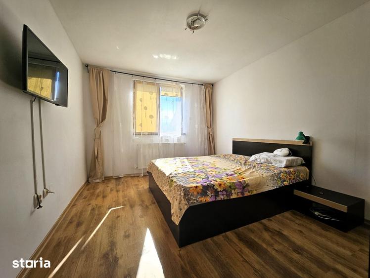 Casă cu 4 camere cu Teren 198 Mp în Domnești