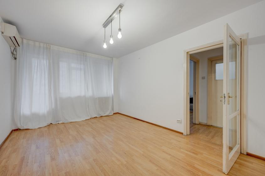 Apartament cu 2 camere semidecomandat, mobilat în Ștefan cel Mare