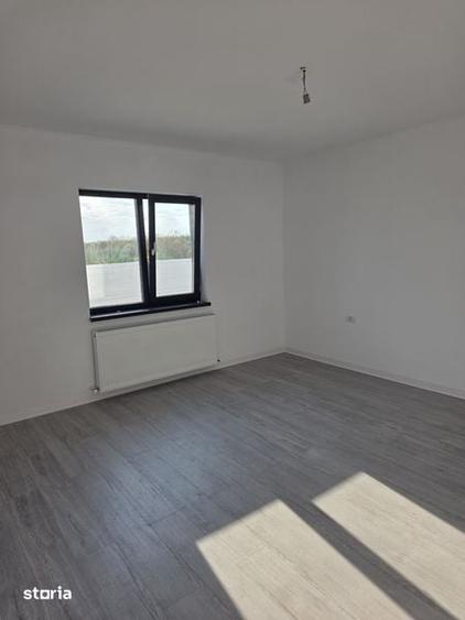 Casă cu 3 camere cu Teren 85 Mp în Valu lui Traian