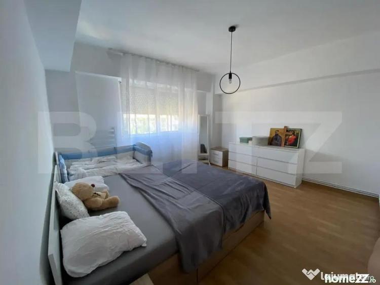 Apartament cu 3 camere decomandat în Soarelui