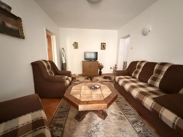 Apartament cu 2 camere semidecomandat, mobilat în Platoul Izvor