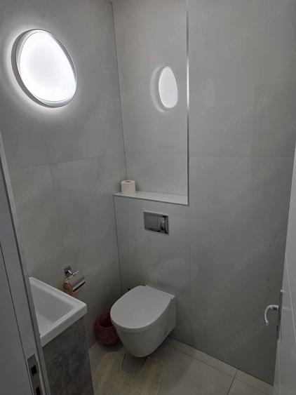 Apartament cu 3 camere decomandat în Obcini