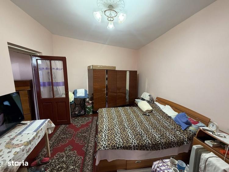 Casă cu 2 camere în Central