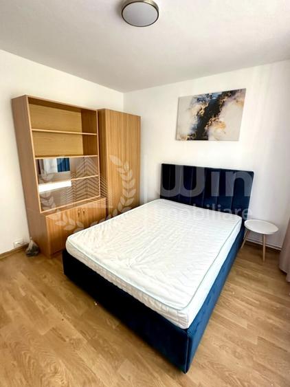 Apartament cu 4 camere decomandat, mobilat în Mărăști