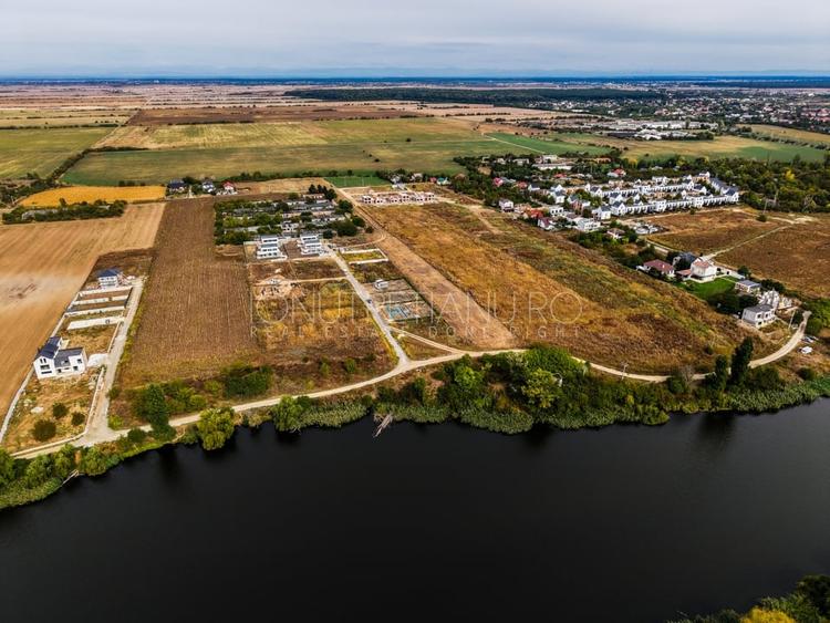 Teren Construcții intravilan de 1200 mp, în Balotești