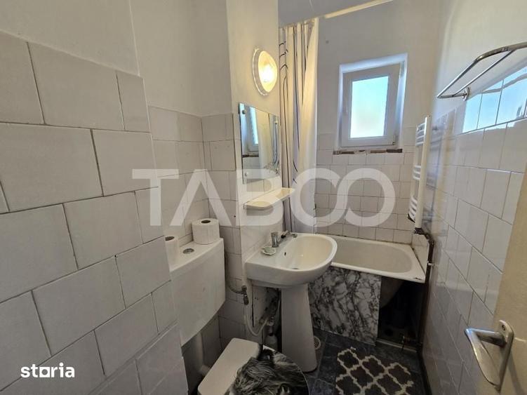 Apartament cu 2 camere nedecomandat în Trei Stejari