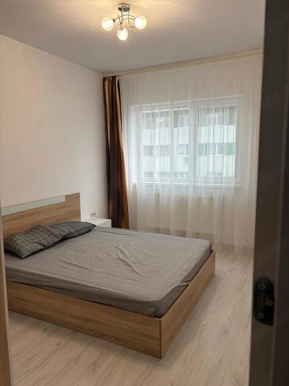 Apartament cu 2 camere decomandat în Exterior Vest
