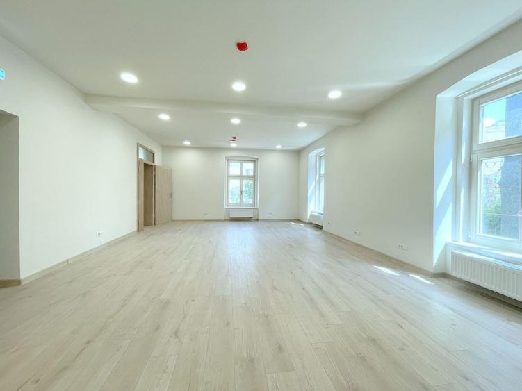 Birou, de 87 mp, în Ultracentral