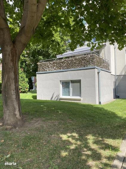 Apartament cu 4 camere decomandat, mobilat în Avantgarden