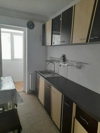 Apartament cu 2 camere decomandat în Negru Vodă