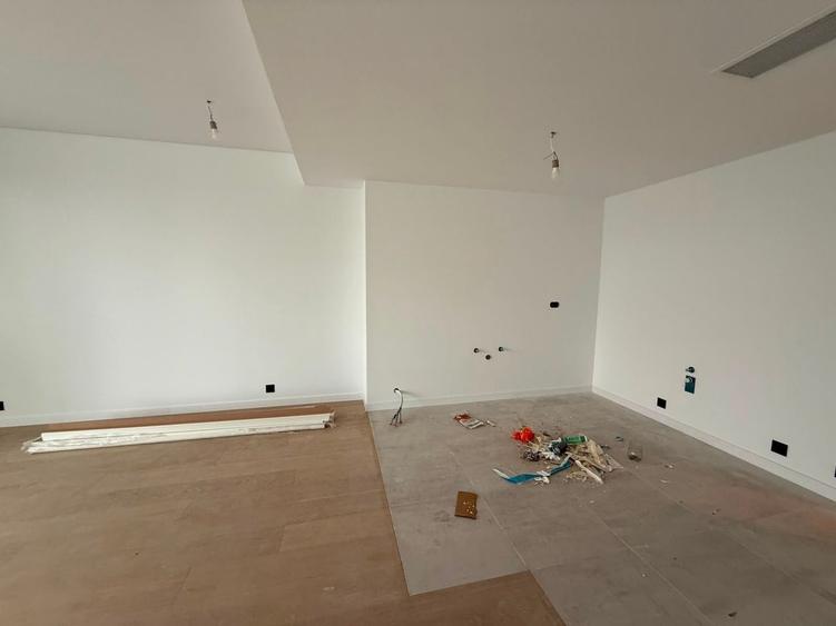 Apartament cu 2 camere în Barbu Văcărescu