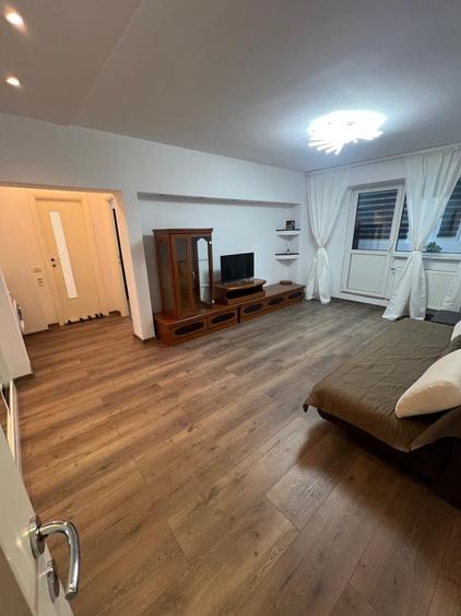 Apartament cu 2 camere în Frații Golești