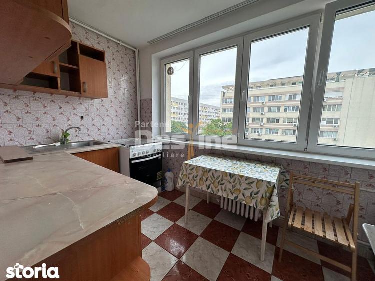 Apartament 3 camere semidecomandat in apropierea statiei de metrou Ian - 17