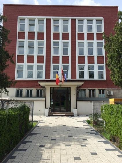 Birou, de 4,000 mp, în Pantelimon