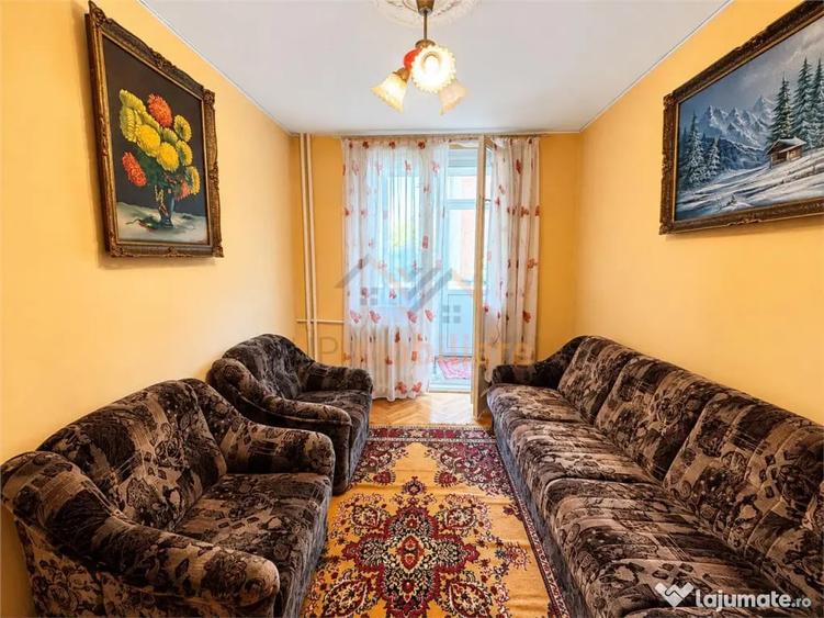 Apartament cu 3 camere decomandat în Dacia