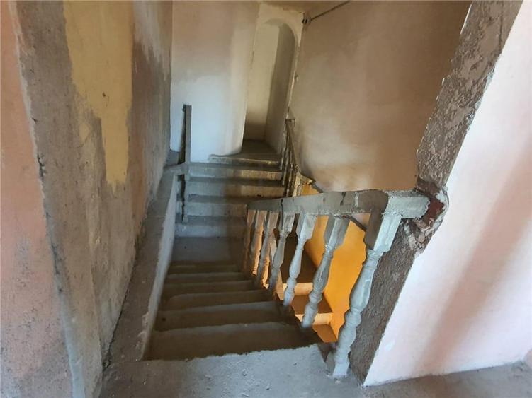 BRAYTIM, POSIBILITATE DE INVESTITIE, CASA DE RENOVAT, P 1E P - 6