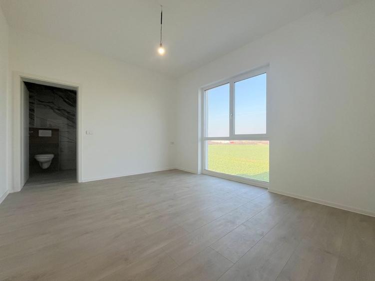 Apartament cu 3 camere decomandat în Torontalului