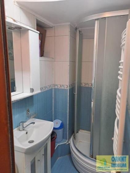 Tomis Nord, de inchiriat 2 camere, etaj 2, mobilat - 3