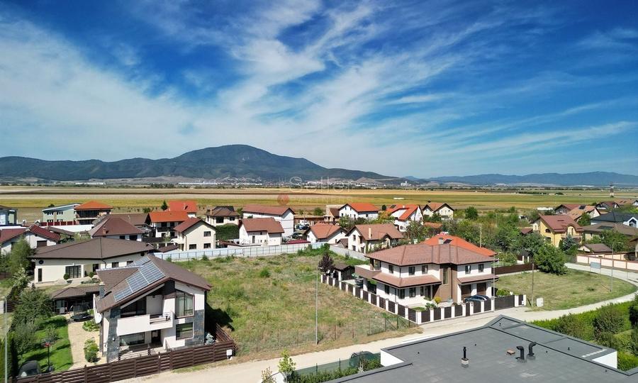 Teren Construcții intravilan de 823 mp, în Ghimbav Livadă