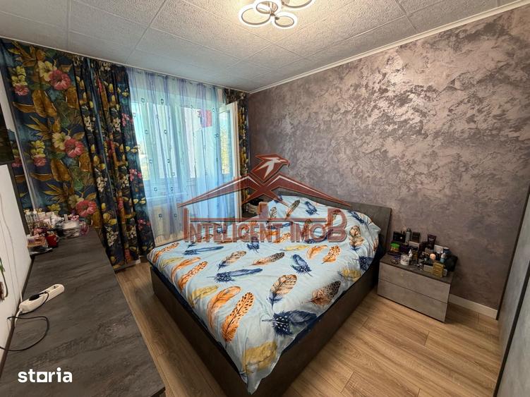Apartament cu 3 camere în Central — fotografia 3