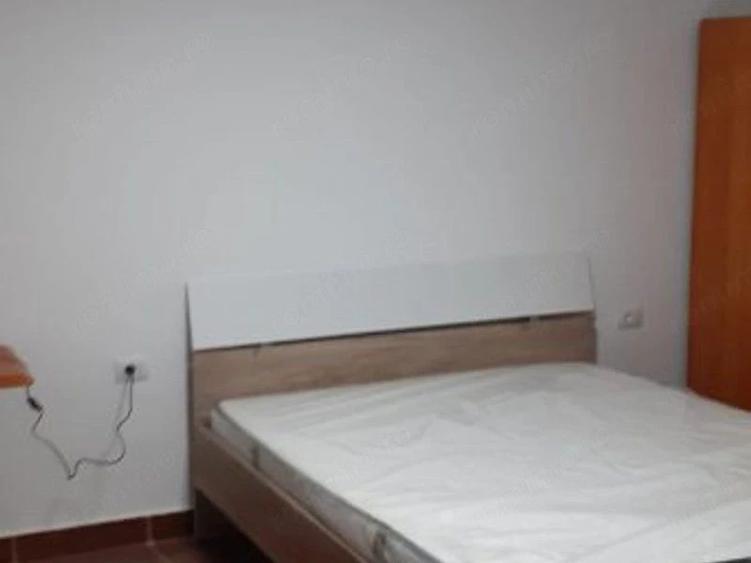 Garsonieră decomandată în Gării