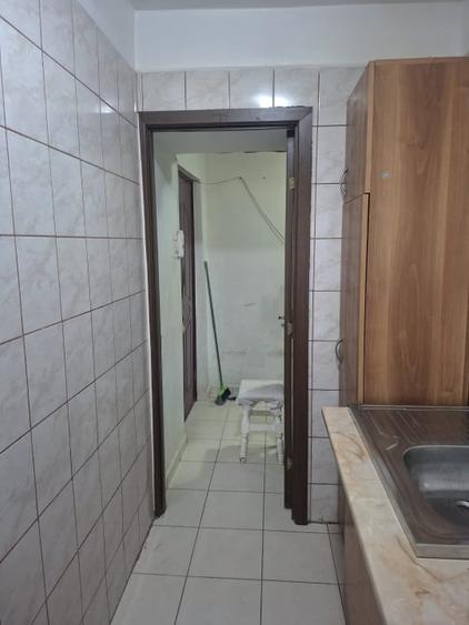 Apartament cu 2 camere nedecomandat în Malu Roșu