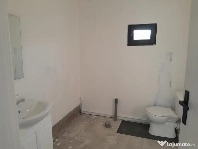 Casă cu 3 camere în Merișani
