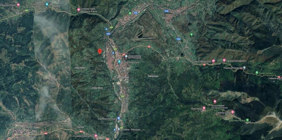 Casă cu 1 camere cu Teren 290 Mp în Petros