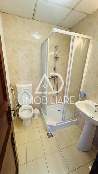 Spațiu comercial, de 800 mp, în 9 Mai