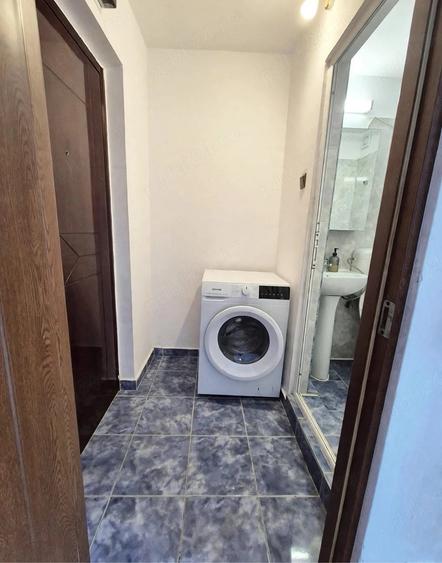 Garsonieră decomandată în Drumul Taberei