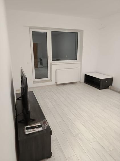 Apartament cu 2 camere decomandat în Militari