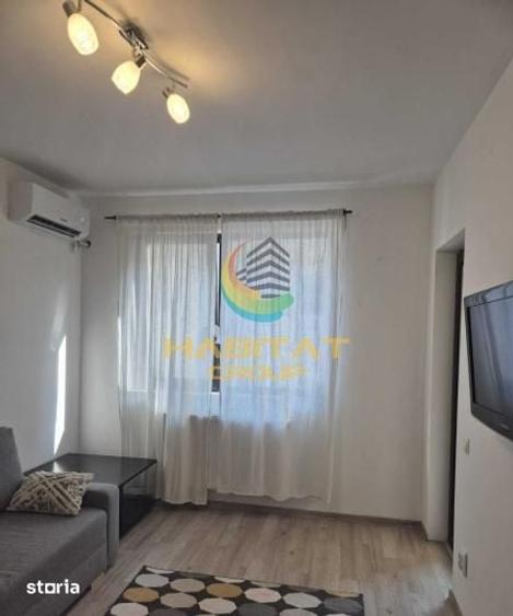 Garsonieră decomandată în Central