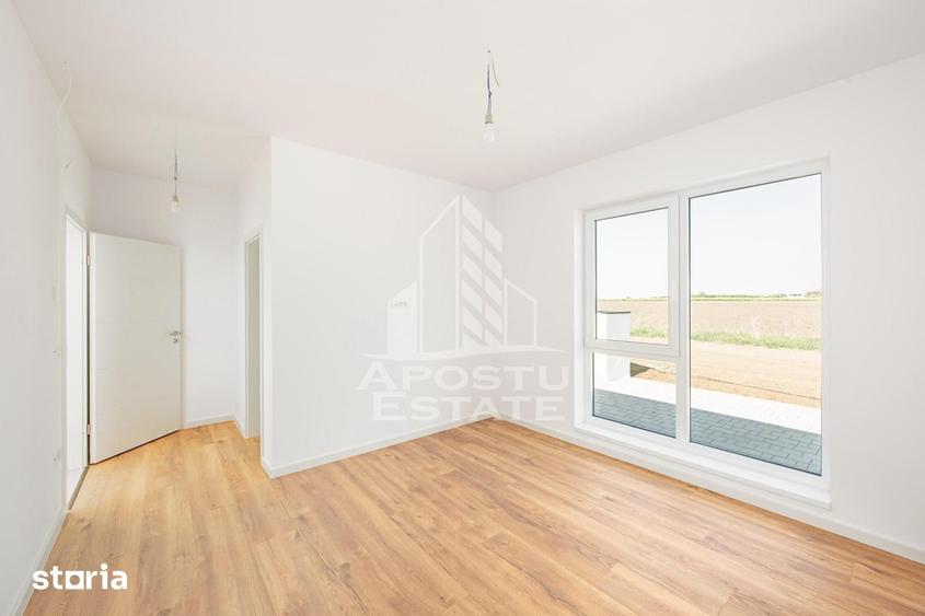 Casă cu 3 camere cu Teren 300 Mp în Ghiroda