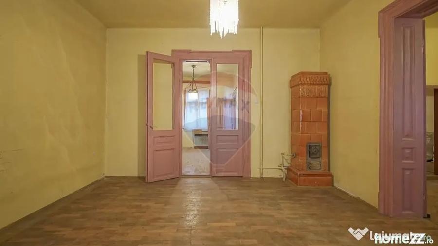 Spațiu comercial, de 167 mp, în Centrul Istoric