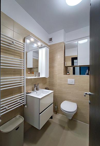 Apartament cu 2 camere decomandat în Tomis Plus