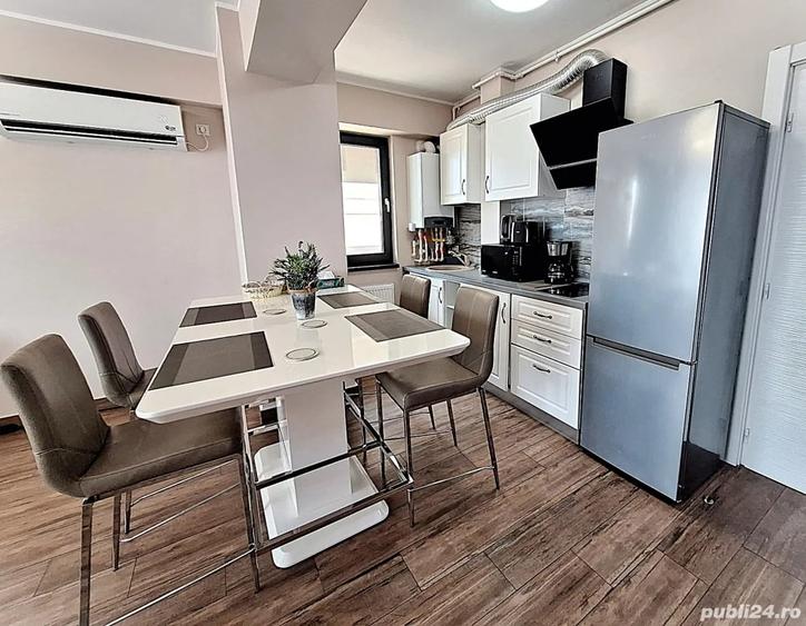 Apartament cu 2 camere decomandat în Central