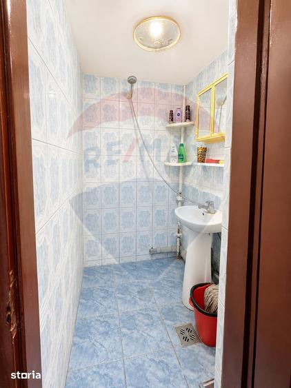 Casă cu Teren 1010 Mp în Periș