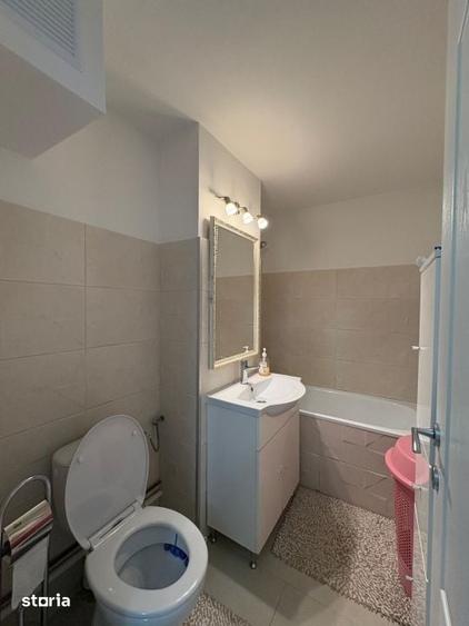 Apartament cu 3 camere decomandat în Traian