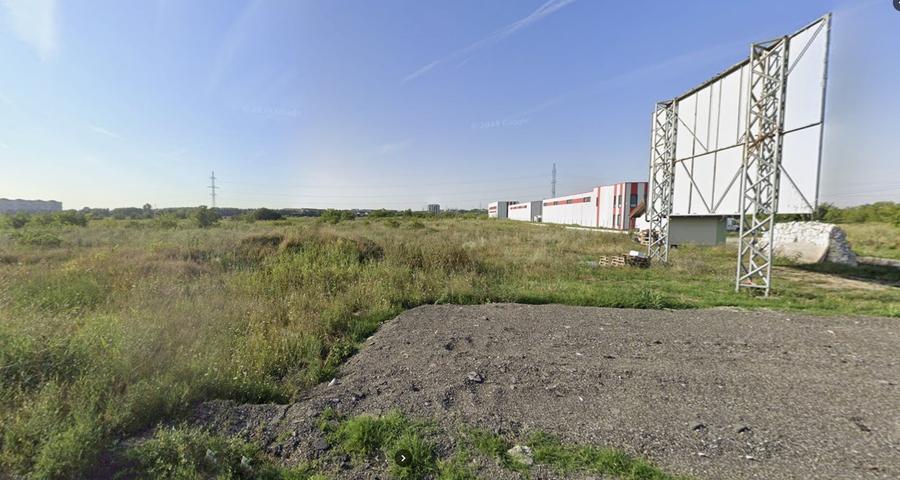 Teren Construcții intravilan de 15000 mp, în Central